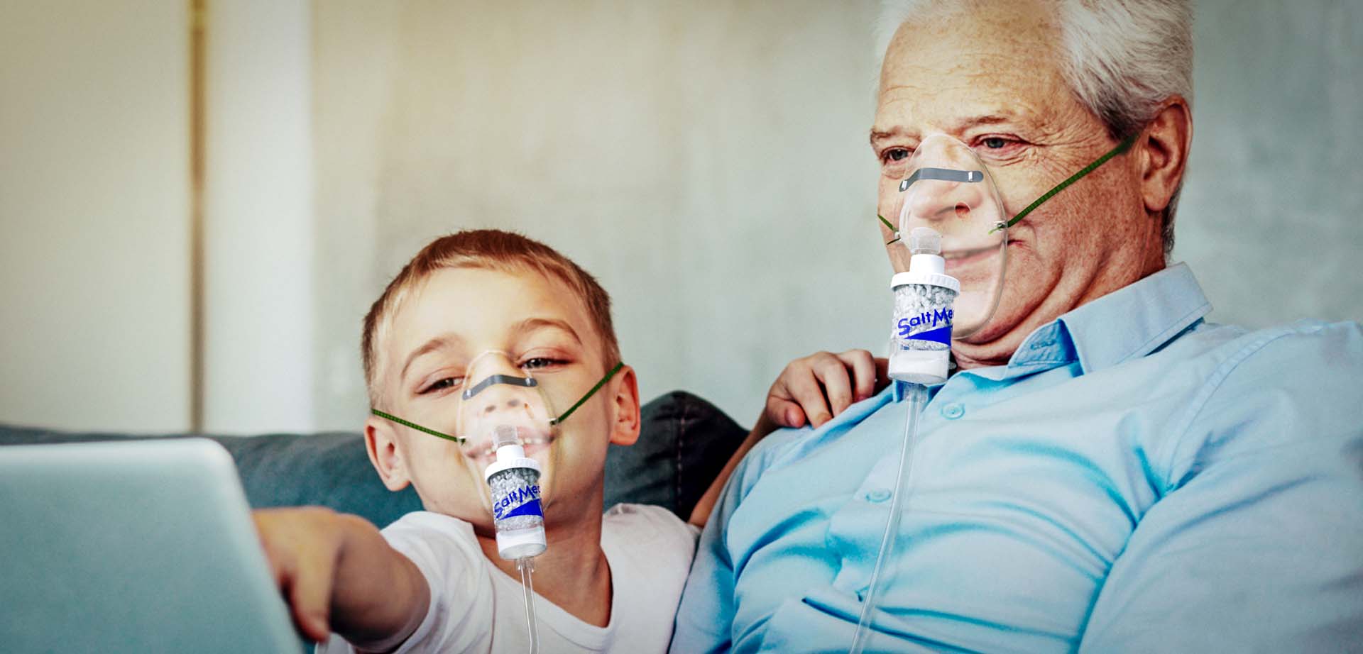 Inhalator salin cu emisie controlata de aerosoli